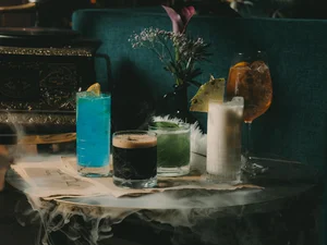 Cocktails in a mysterious atmosphere.