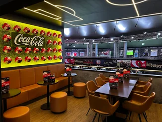 Coca-Cola Sportsbar im Europa-Park Die Coca-Cola Sportbar in der Arena of Football im Europa-Park.