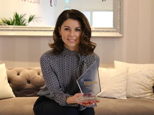 Katja Mack with her 2015 Brass Ring Award for the Europa-Park musical ‘SPOOK ME!’, which she directed.