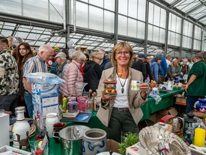 Marianne Mack at the Charity Flea market in the Europa-Park Garden Centre.