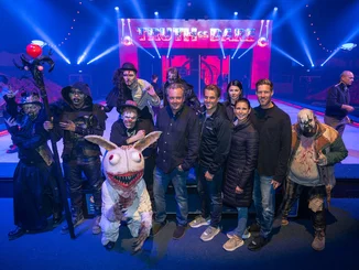 Michael Mack, Thomas Mack, Katja Mack, Ann-Kathrin Mack and Nicolas Mack, together with scary performers at Traumatica.