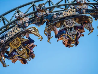 Le grand huit en acier Time Traveler de MACK Rides ouvert en 2018 au parc de loisirs Silver Dollar City.