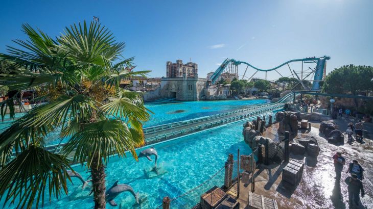 Il quartiere tematico Portogallo dell’Europa-Park con l’attrazione acquatica Atlantica SuperSplash.