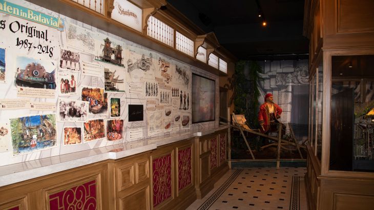Exhibition on pirates in Batavia in the Treasure Chamber in the German themed area of Europa-Park.