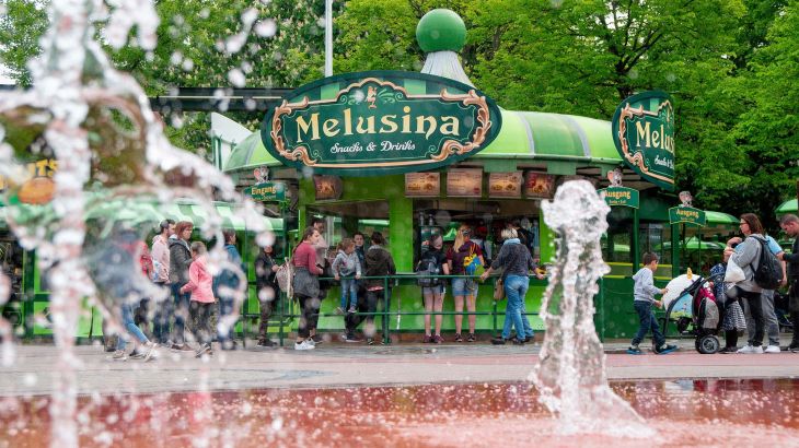 Le snack Melusina dans le quartier luxembourgeois propose divers snacks sucrés et boissons.